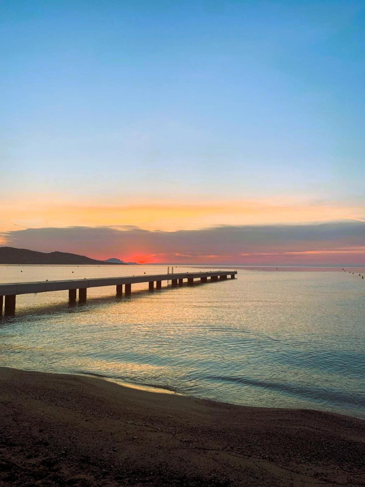 Reve D'Azur, 2 Chambres, Maison Julia En Bord De Mer A La Nartelle, Piscine Partagee, Parking & Terrasse Bbq, Wifi Et Draps Inclus Plage A Pied Sainte-Maxime Exterior foto