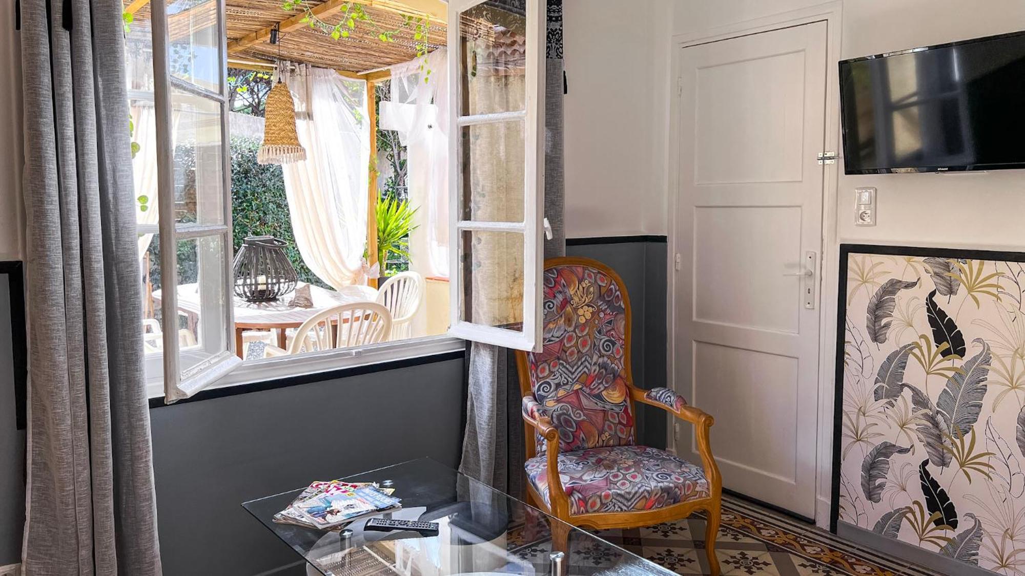 Reve D'Azur, 2 Chambres, Maison Julia En Bord De Mer A La Nartelle, Piscine Partagee, Parking & Terrasse Bbq, Wifi Et Draps Inclus Plage A Pied Sainte-Maxime Exterior foto
